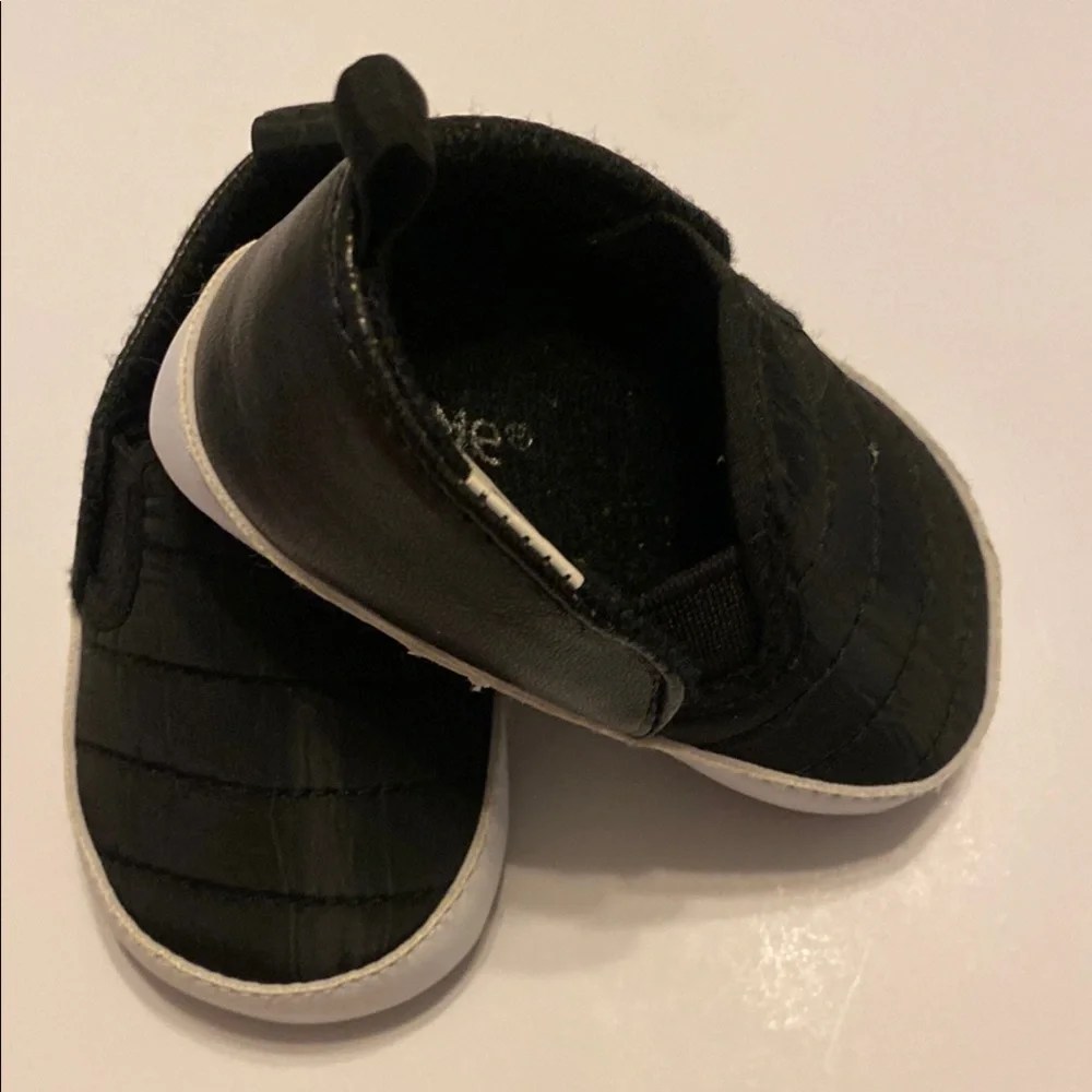 Little Me Black Slip-On Infant Shoes Size 1